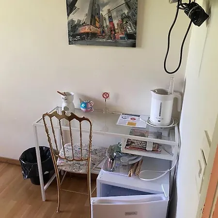 City Room Quarto em Acomodações Particulares Evilard